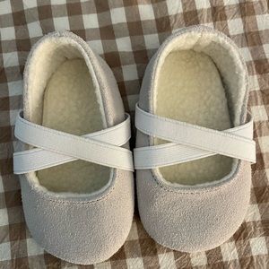 Robeez Baby Maryjanes NWOT